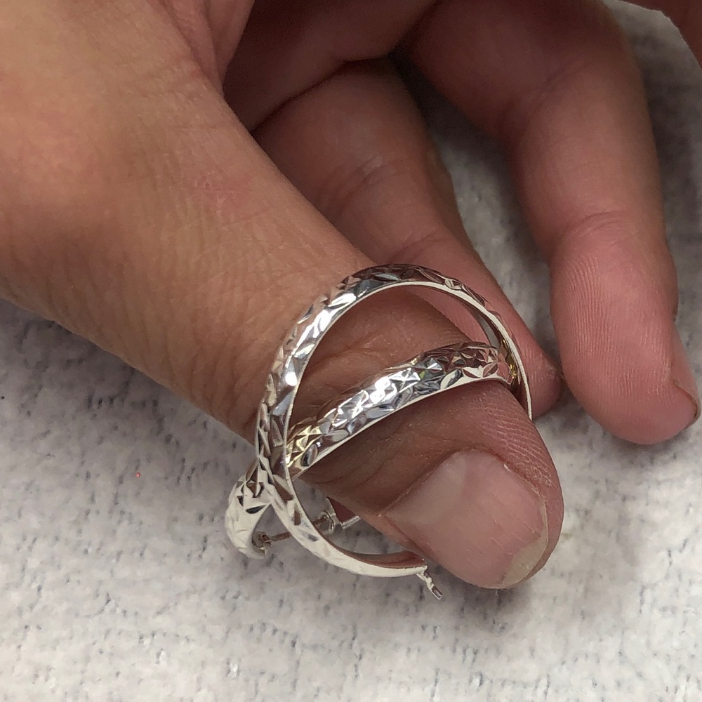 ALWAND VAHAN EUC Textured Sterling Silver Hoop Earrings - Picture 12 of 12